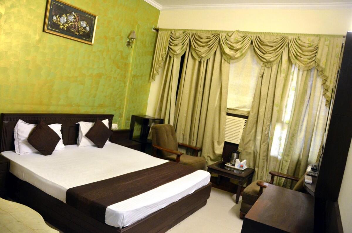 Hotel City Paradise Chandīgarh Exterior foto