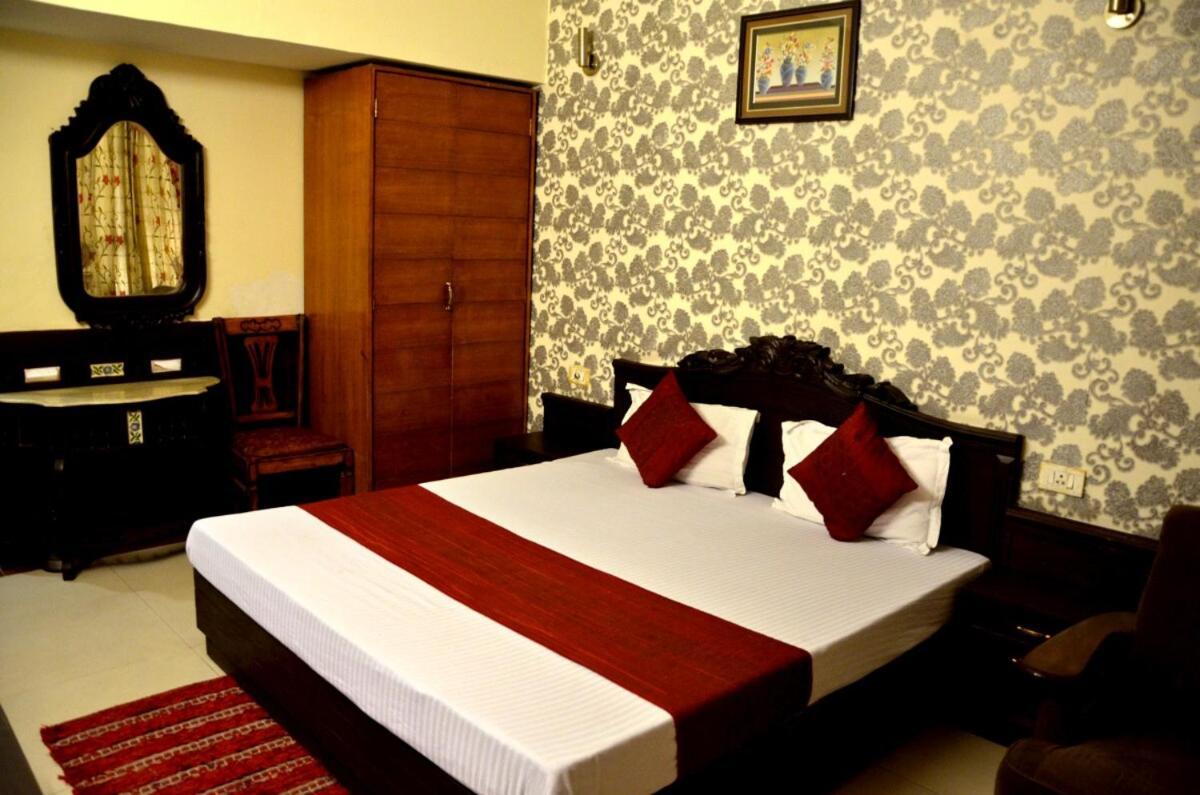 Hotel City Paradise Chandīgarh Exterior foto