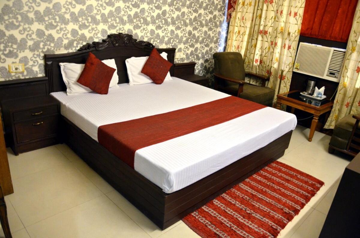 Hotel City Paradise Chandīgarh Exterior foto