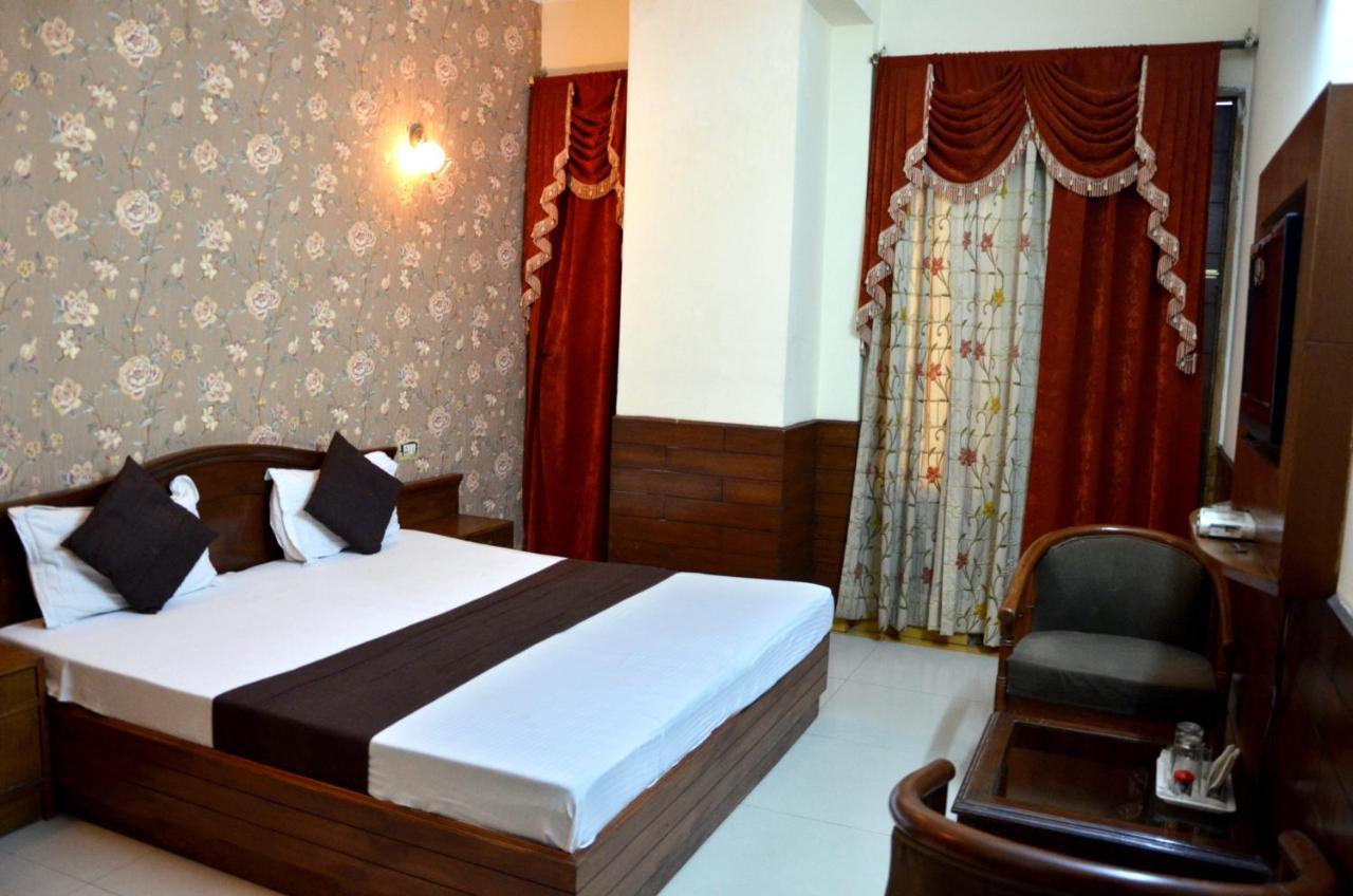 Hotel City Paradise Chandīgarh Exterior foto
